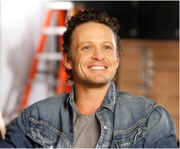 David Lyons - Name, age, height, hometown, famous movies, current relationship, awards.